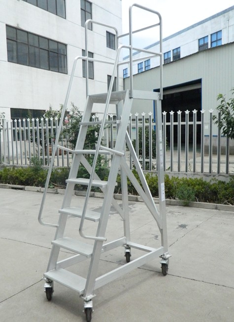 下盤要穩，升的才安心“鋁合金梯子”